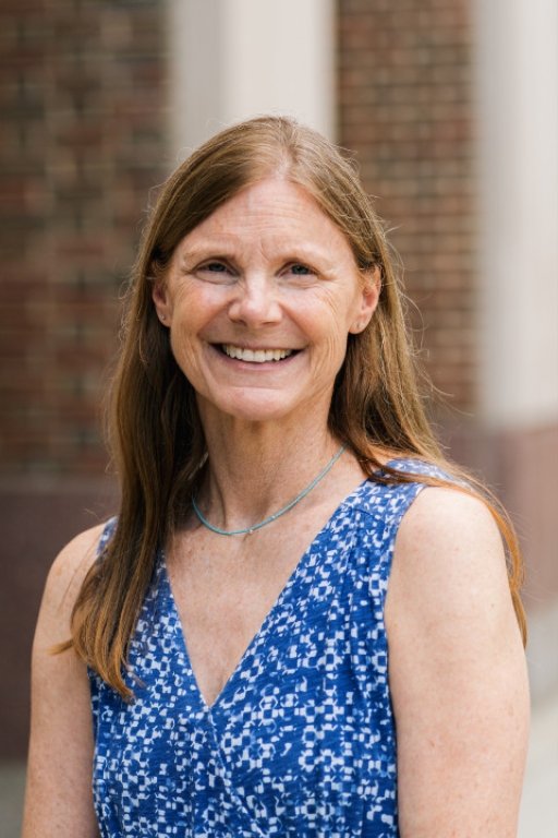Headshot of Barbara Briggs